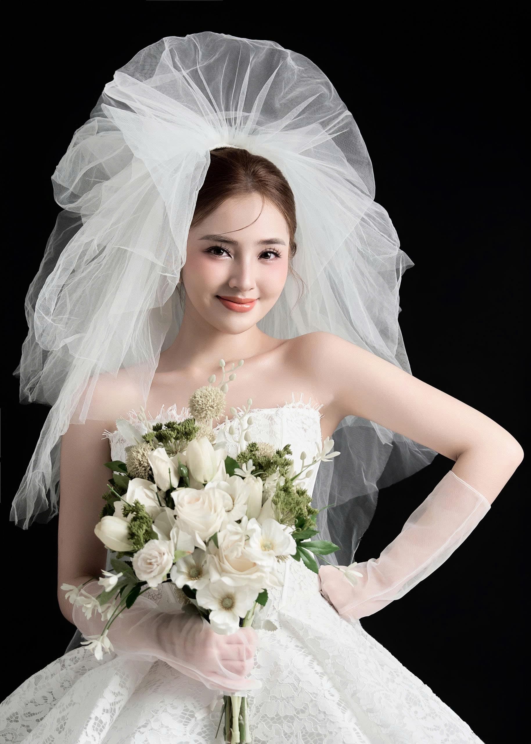 Cô dâu đẹp rạng ngời