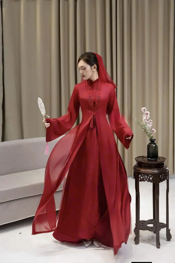 Áo dài cưới: sắc đỏ, trắng và hồng