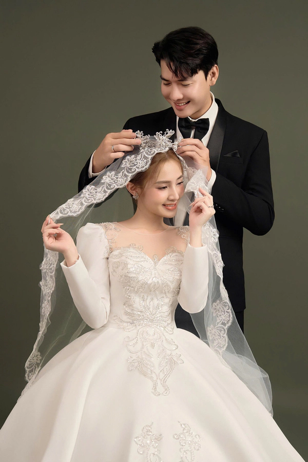 Ảnh cưới studio 6
