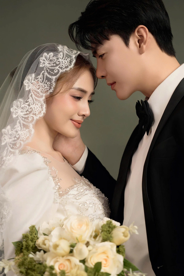 Ảnh cưới studio 7